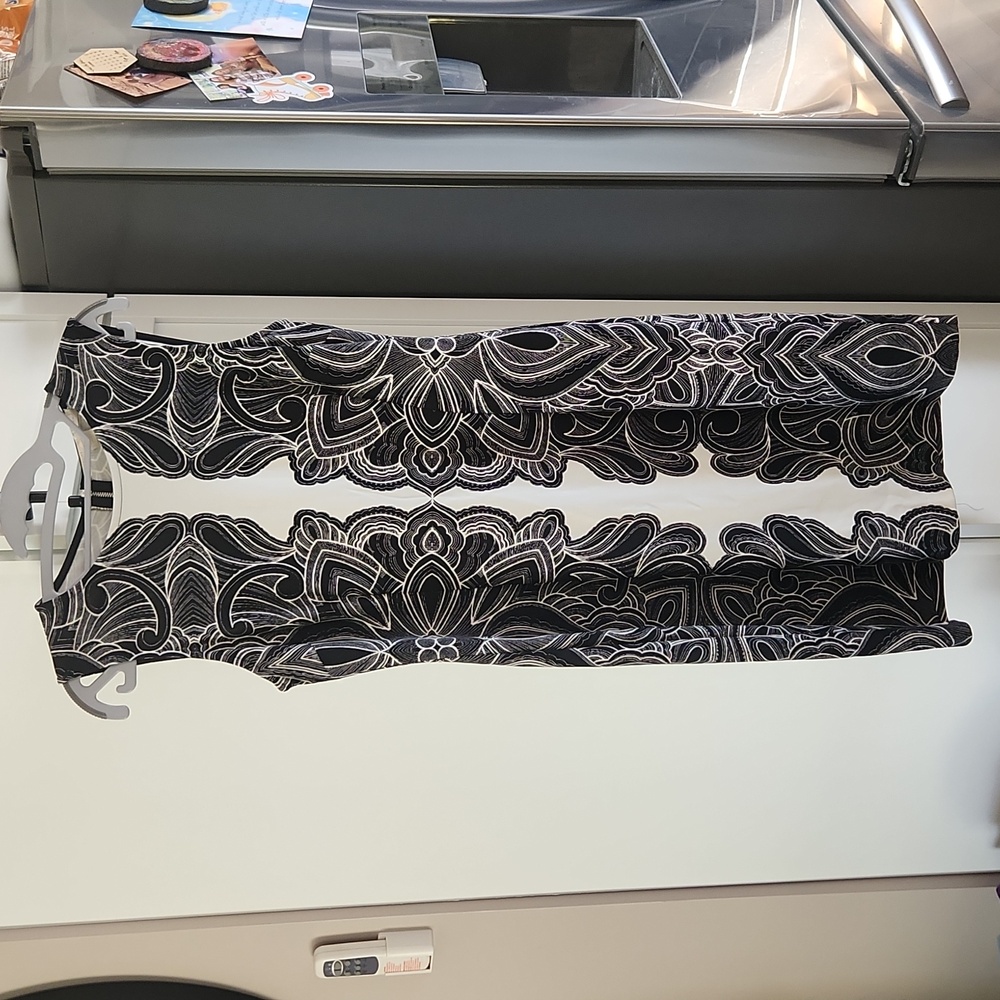 Boston Proper Monochrome Swirl Dress